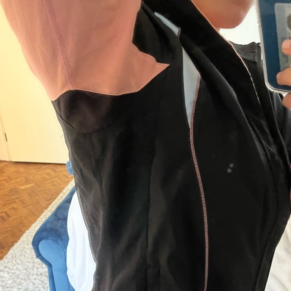 Lulu Lemon Athletica Jacket!! Perfect for walks outside :) - Picture 2 of 6